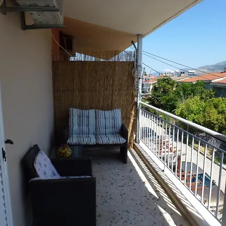 Family House Дом отдыха Аргостолион