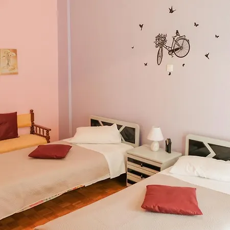 Family House Дом отдыха *